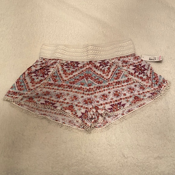 No Boundaries Pants - SHORTS